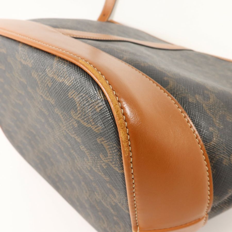 CELINE 塗層帆布Triomphe Bucket Medium肩背袋-10
