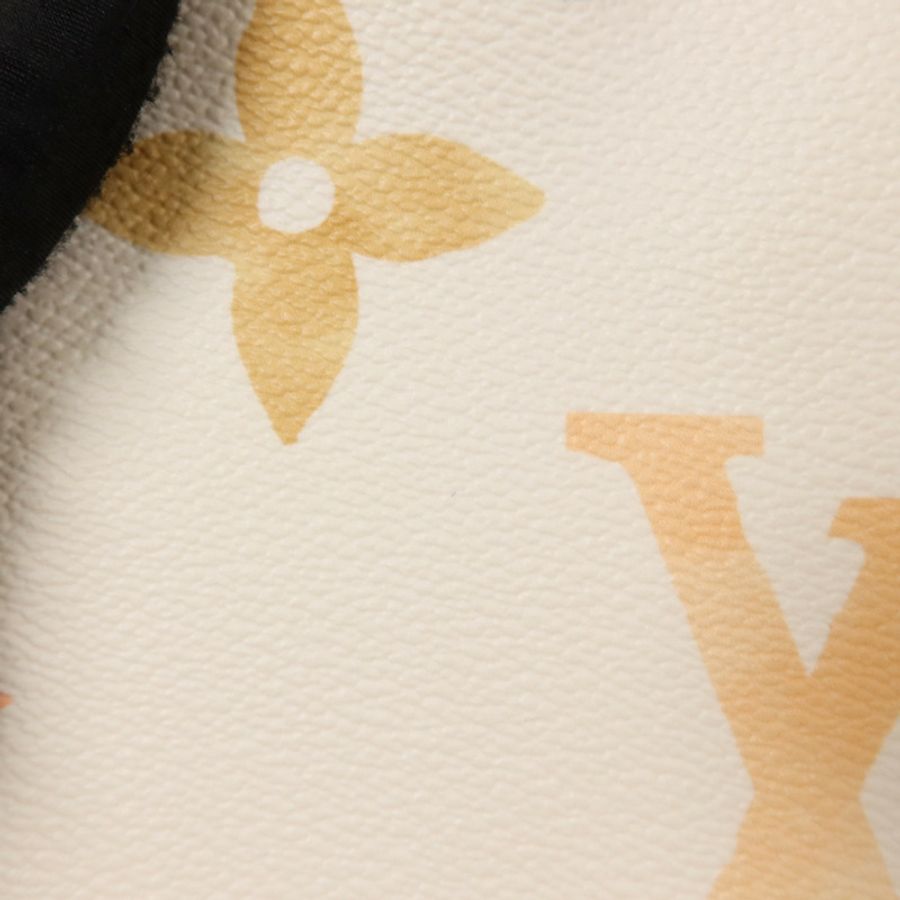 LOUIS VUITTON Monogram Giant By The Pool Noenoe BB手挽肩背兩用袋-14