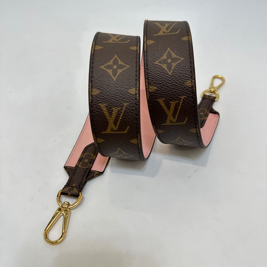 LV 原花拼粉Napa皮革寬背帶 J02330-0