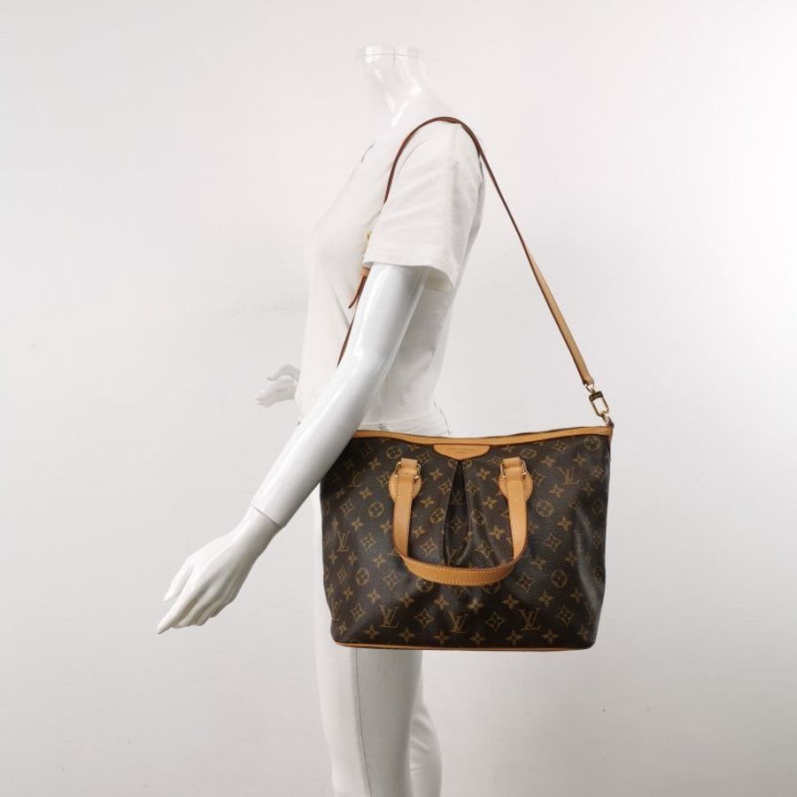 Louis Vuitton (LV) Palermo派拉蒙小號植鞣革Monogram印花褶襉單肩包-1