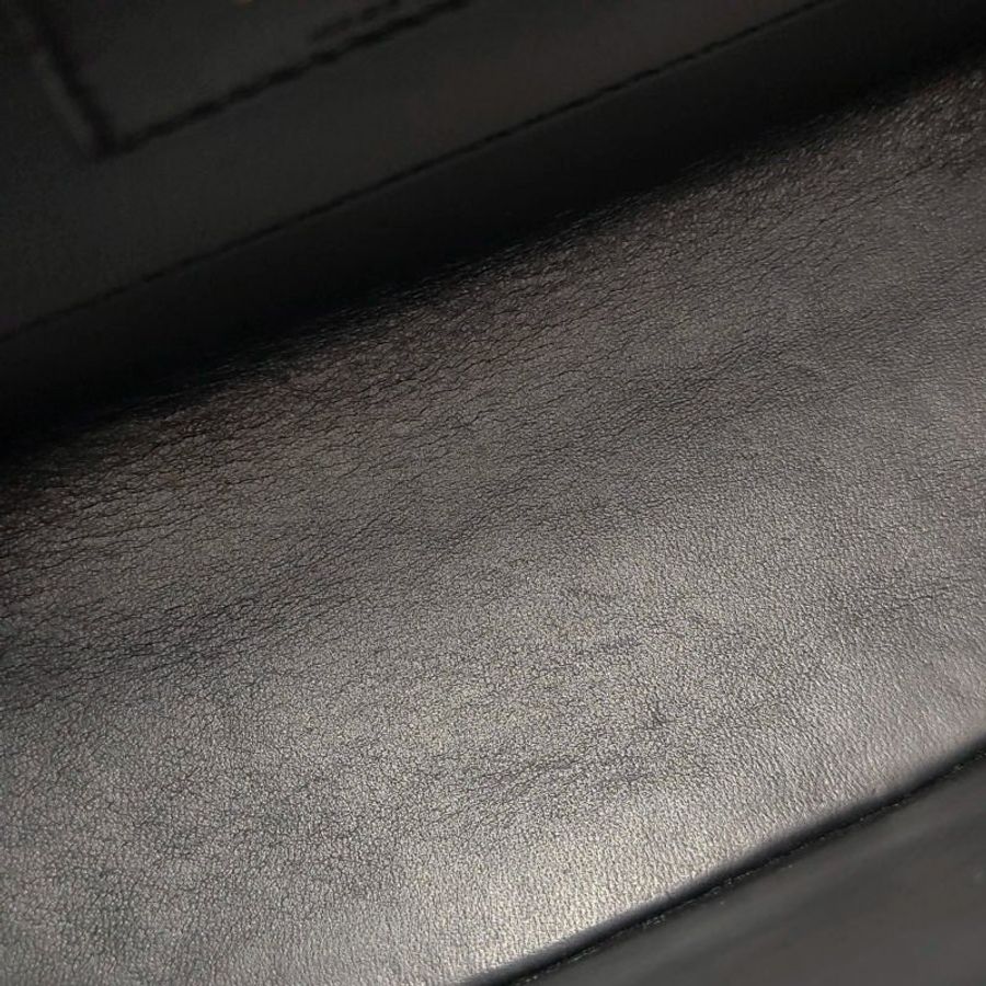 Saint Laurent June羊皮純色菱格絎縫YSL標誌斜背包-9