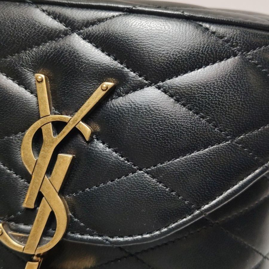 Saint Laurent June羊皮純色菱格絎縫YSL標誌斜背包-17