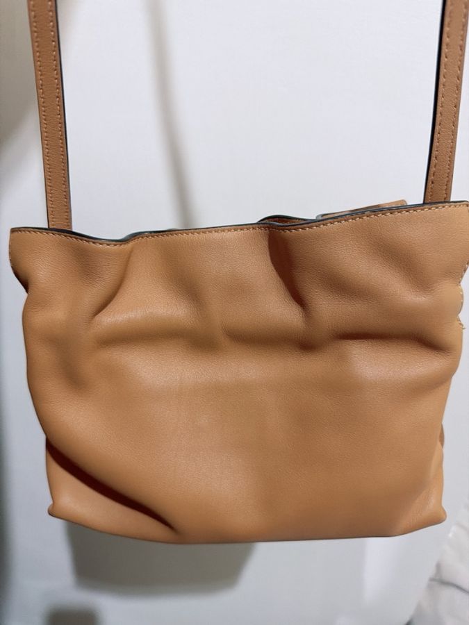 二手9成新Loewe Flamenco Medium 焦糖色-7