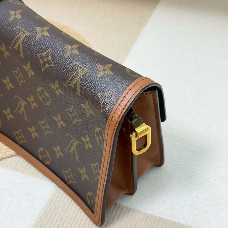 （激甜！錯過不再🥹）🏷LV 路易威登．Mini Dauphine 達芙妮 小號 M45959/客人寄賣-11