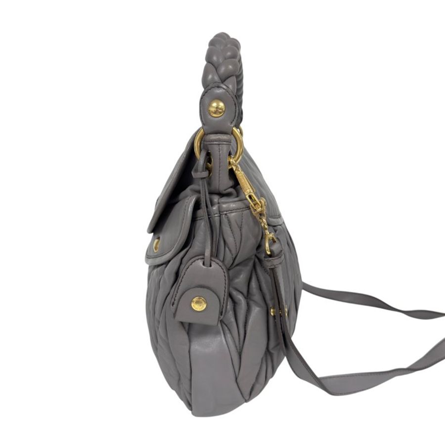 MIU MIU Coffer 皺摺 2用袋-10