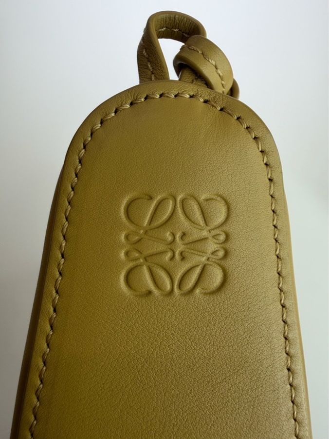 Loewe｜卡其 hobo-4