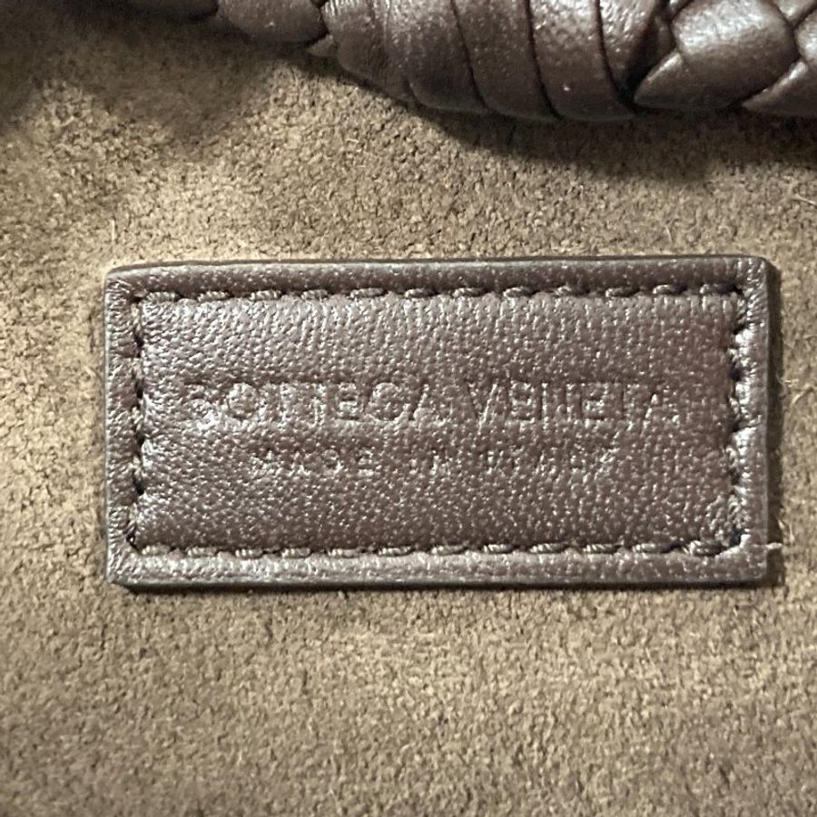 BOTTEGA VENETA 葆蝶嘉 編織梯形雙繩 肩背包 / 飯糰包 小羊皮 深棕色-12