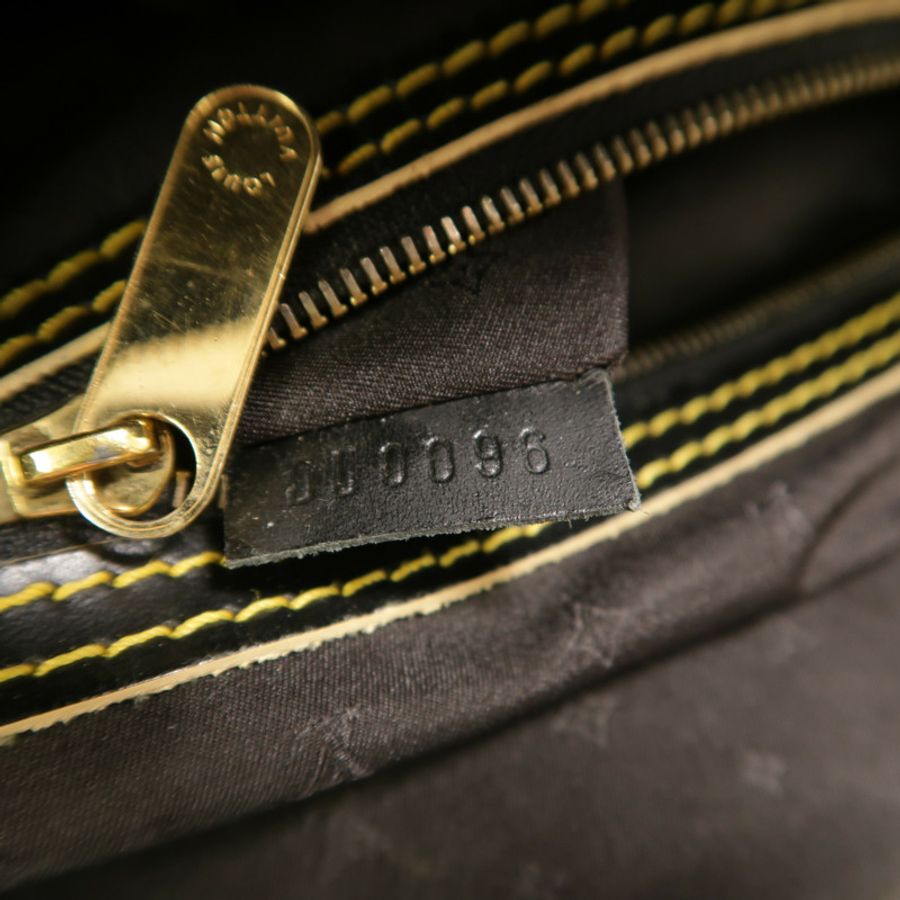 LOUIS VUITTON Suhali Lockit MM手挽袋-6