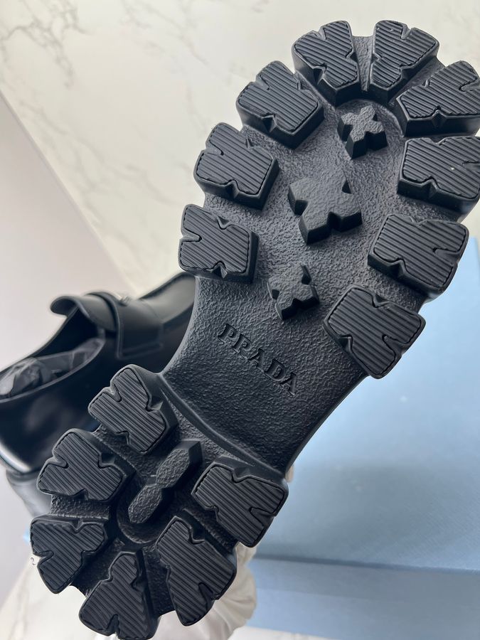 香緹國際精品 PRADA 樂福鞋 35.5 1118-9