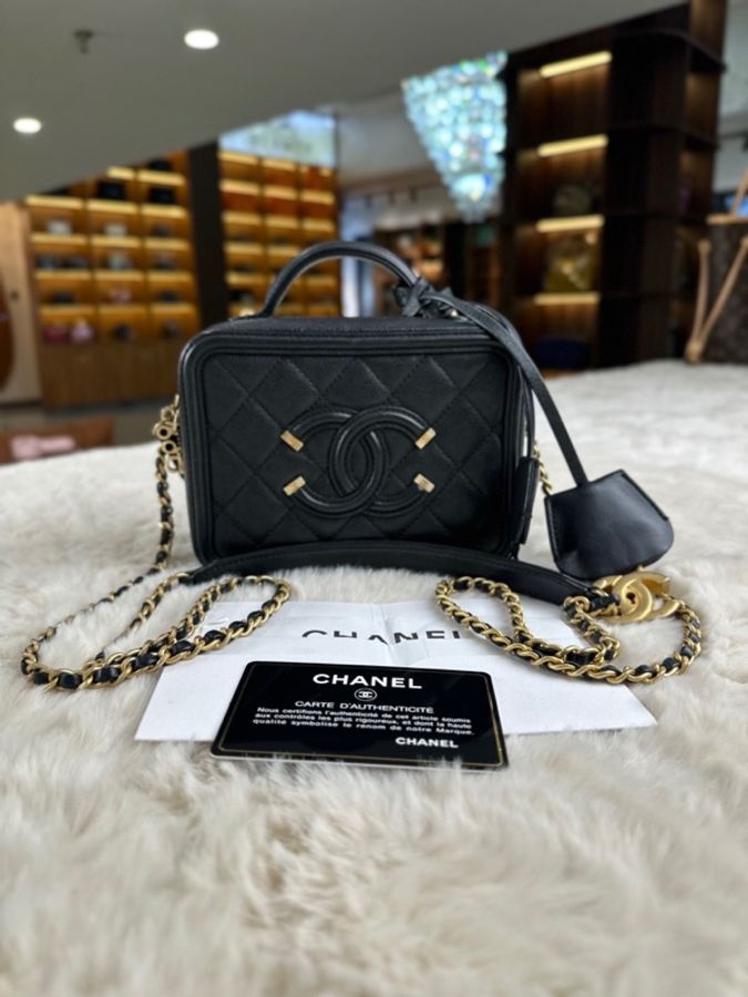 CHANEL 香奈兒 Vanity系列魚子紋鏈條 皮穿鏈 菱格 小牛皮 盒型包 化妝包 單肩包 手提包 斜挎包 迷你 女款 黑色-2