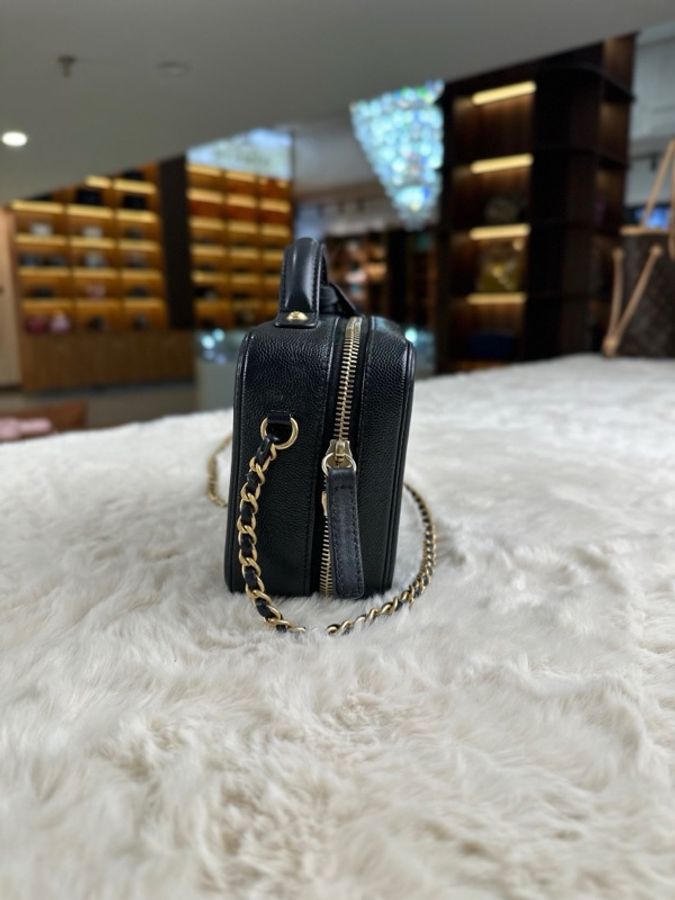 CHANEL 香奈兒 Vanity系列魚子紋鏈條 皮穿鏈 菱格 小牛皮 盒型包 化妝包 單肩包 手提包 斜挎包 迷你 女款 黑色-3