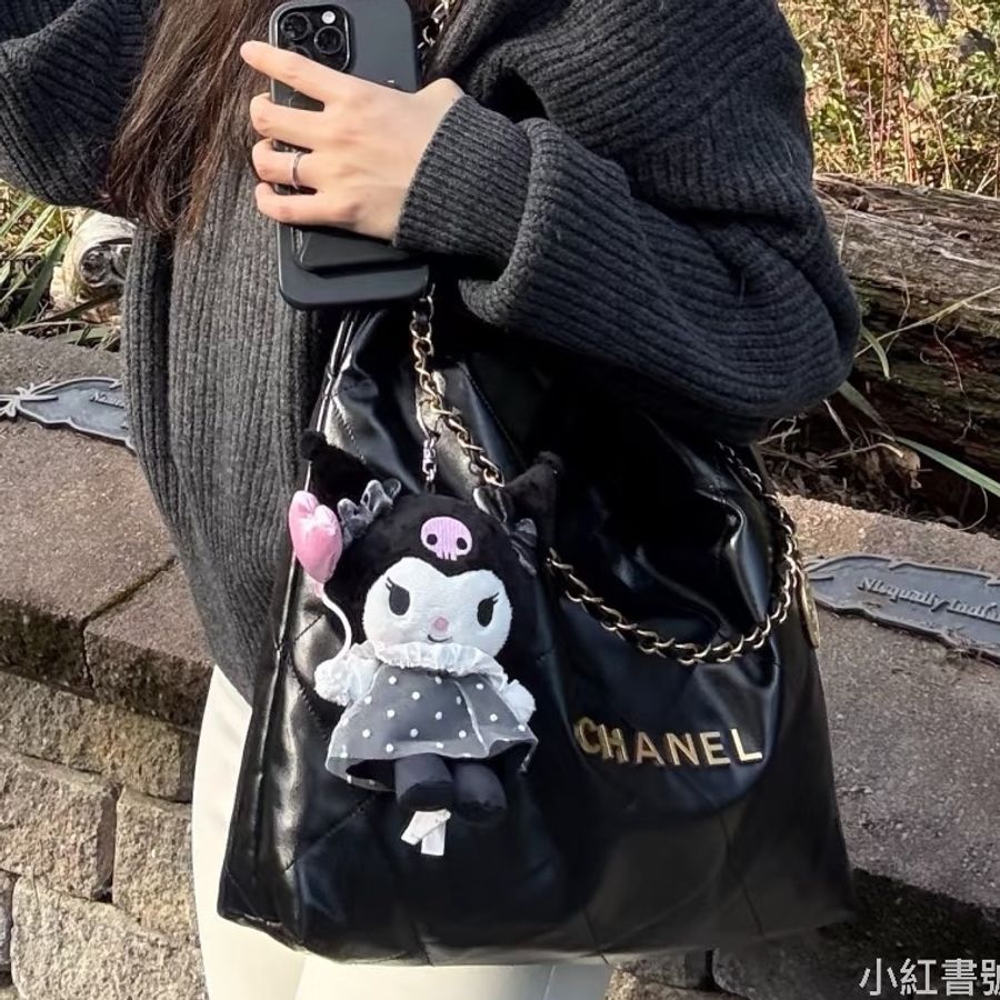 近全新全配😍慵懶黑天鵝💎Chanel香奈兒黑金小號22bag垃圾袋單肩手提包-4