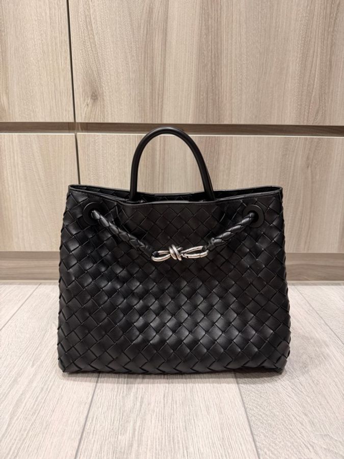 Bottega Veneta BV Andiamo 黑銀 中號 近全新-0