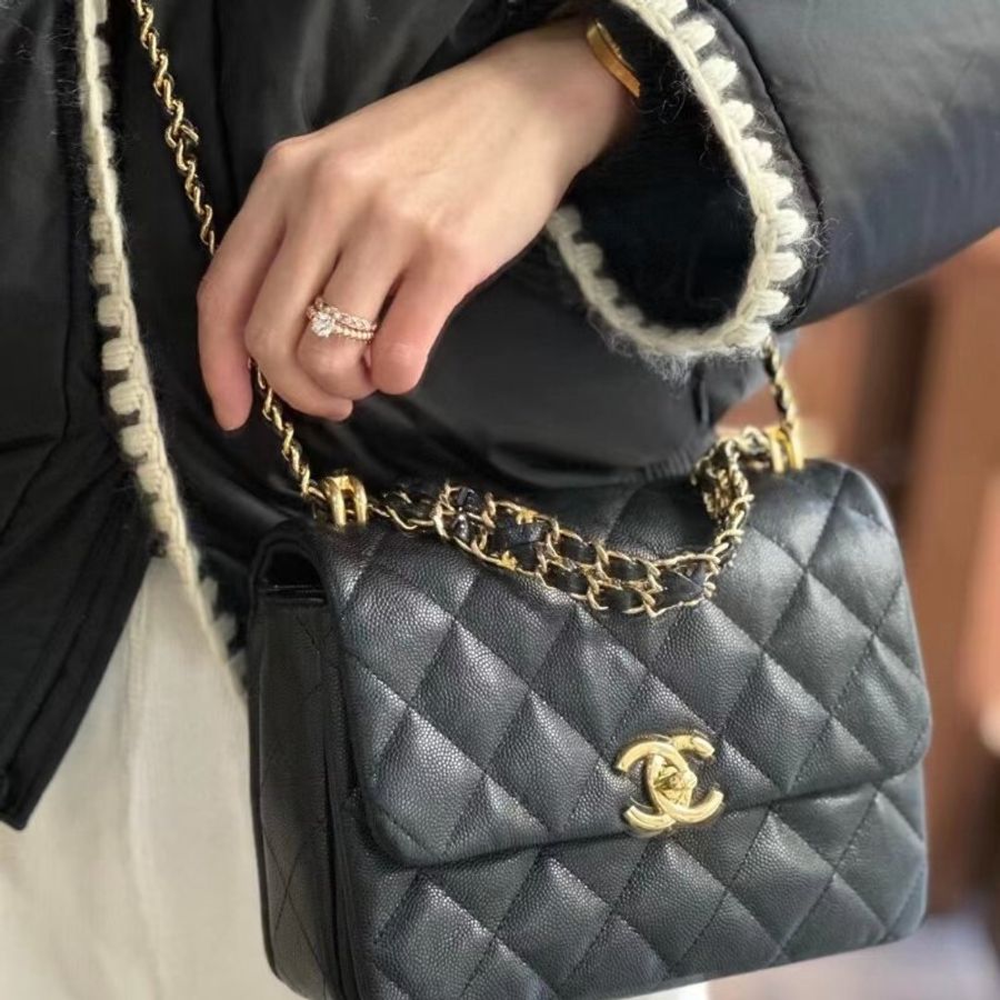 CHANEL - 黑色金釦牛皮雙鍊下蓋肩側背包-2