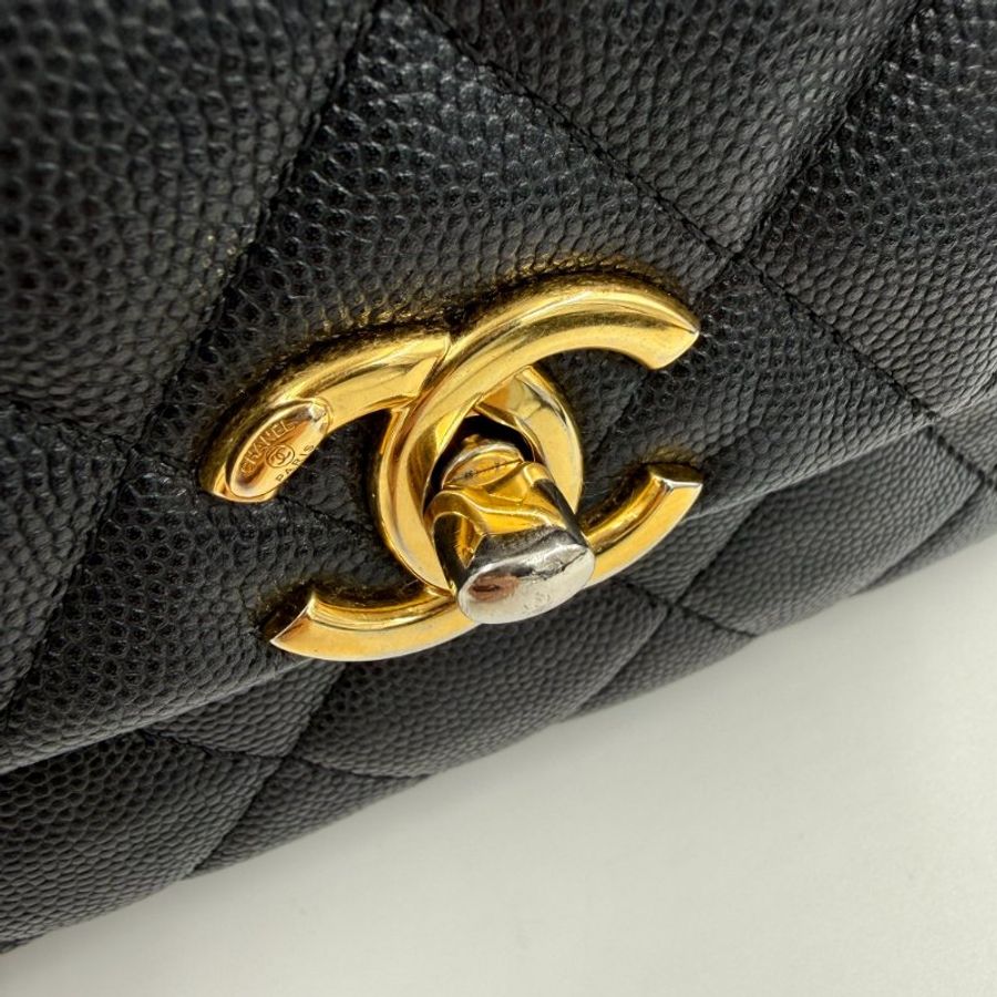 CHANEL - 黑色金釦牛皮雙鍊下蓋肩側背包-28