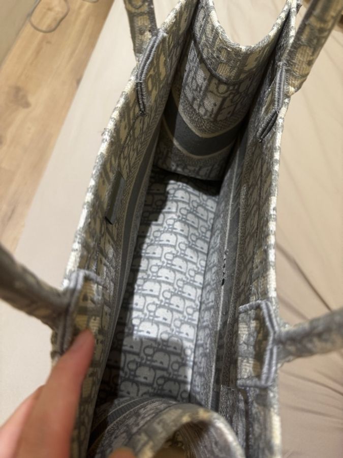 【九成新】Dior Book Tote 中型托特包 大象灰-17