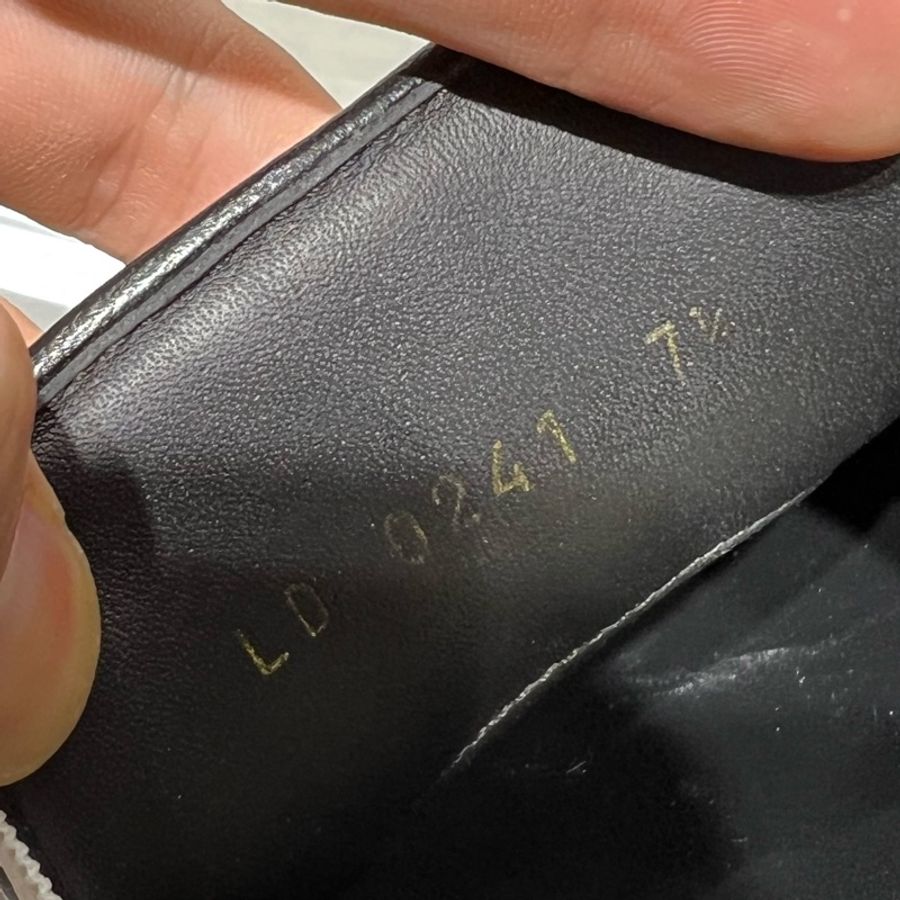 LOUIS VUITTON/路易威登 LV Ollie NBA聯名 黑色浮雕一腳蹬 尺碼/UK7.5 41.5碼-7