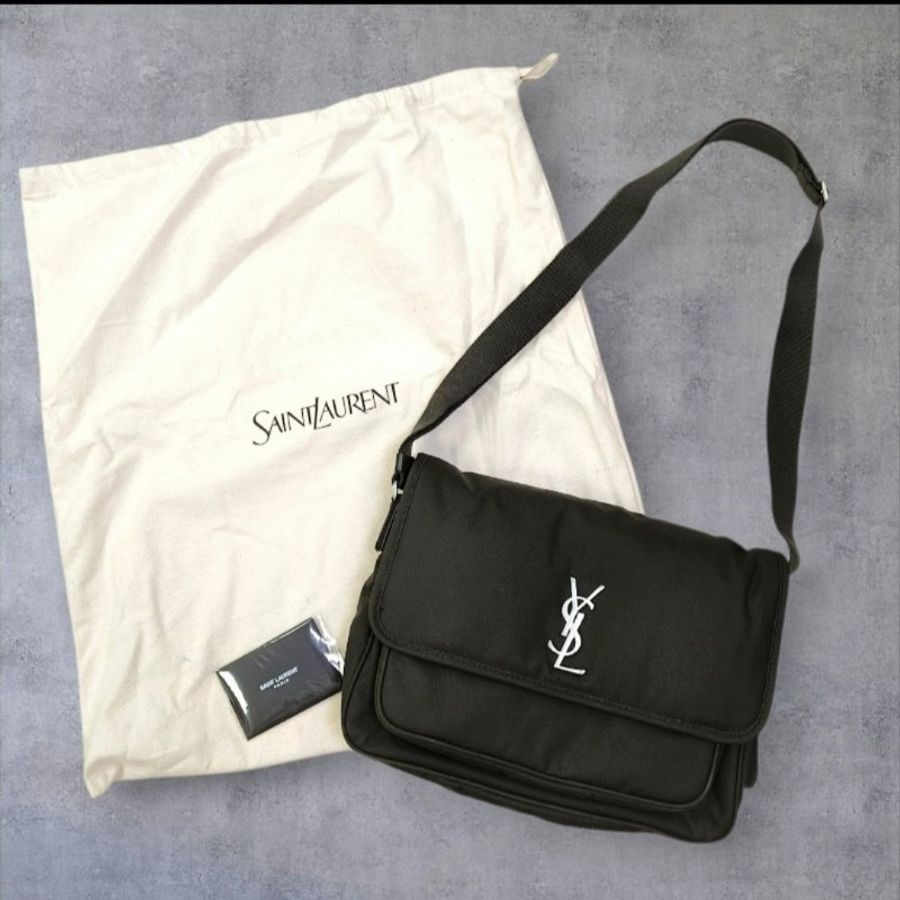 🌺初夏購物🌺快閃一週甜價至6/30‼️【全新】㊣✨YSL✨(附防塵袋)SAINT LAURENT 聖羅蘭 軍綠色 Niki 帆布 郵差包 肩背包 斜背包-1