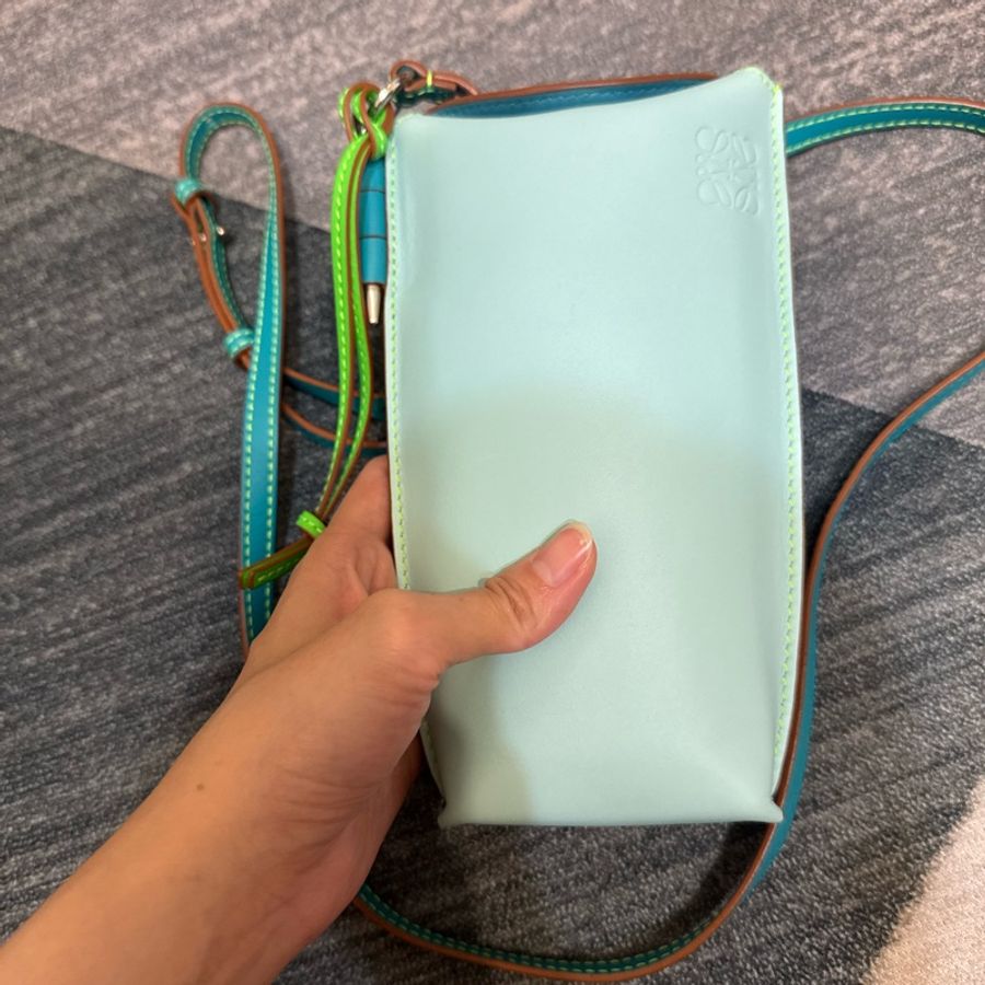 loewe gate手機包-0