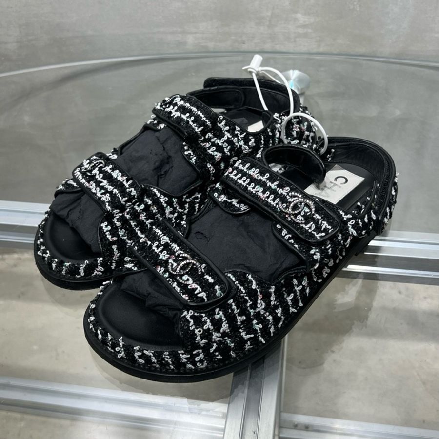 Chanel/香奈兒 黑色毛呢 魔術貼涼鞋 尺碼/36.5碼-0