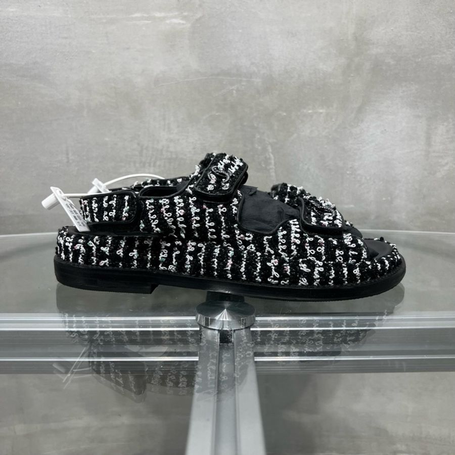 Chanel/香奈兒 黑色毛呢 魔術貼涼鞋 尺碼/36.5碼-3