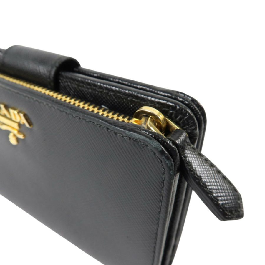 PRADA Saffiano皮革Wallet金扣錢包-19