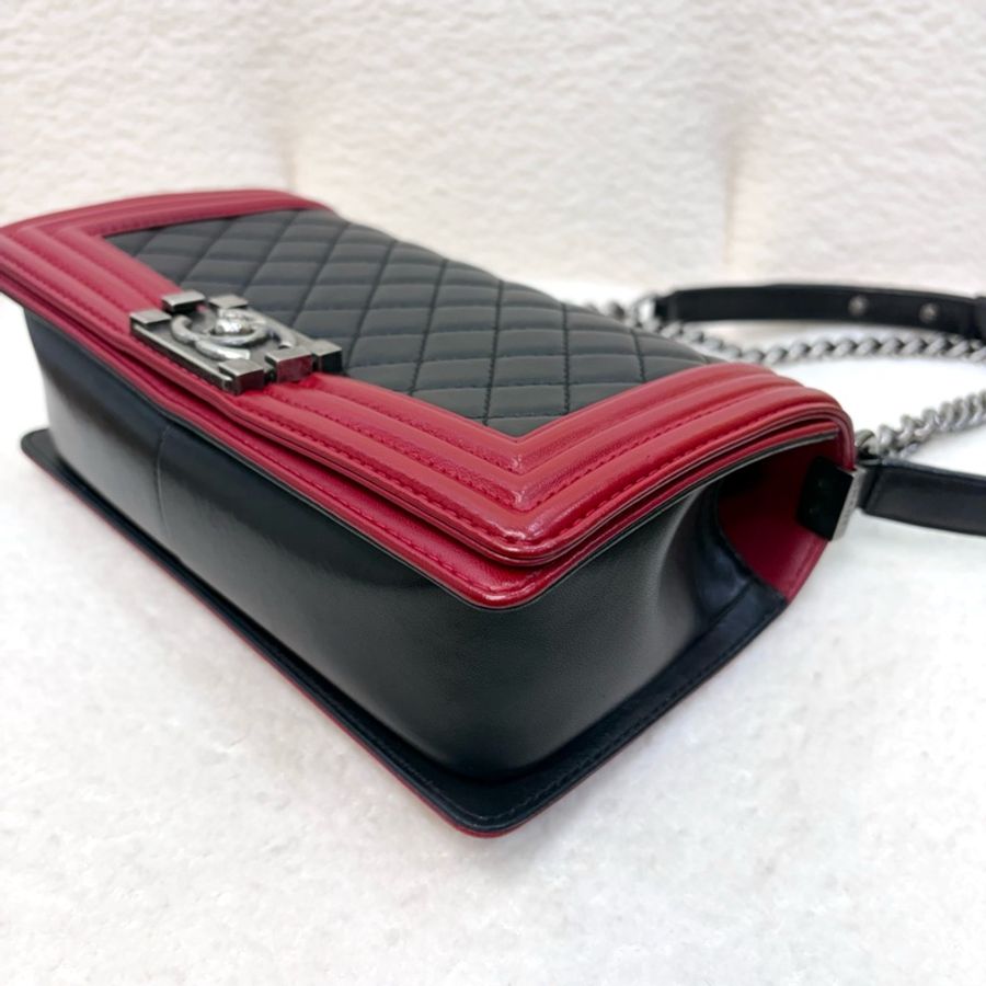 Chanel 香奈兒 黑色 紅色 羊皮 Boy Chanel 25 肩背包 鍊帶包 銀釦 A67086-11