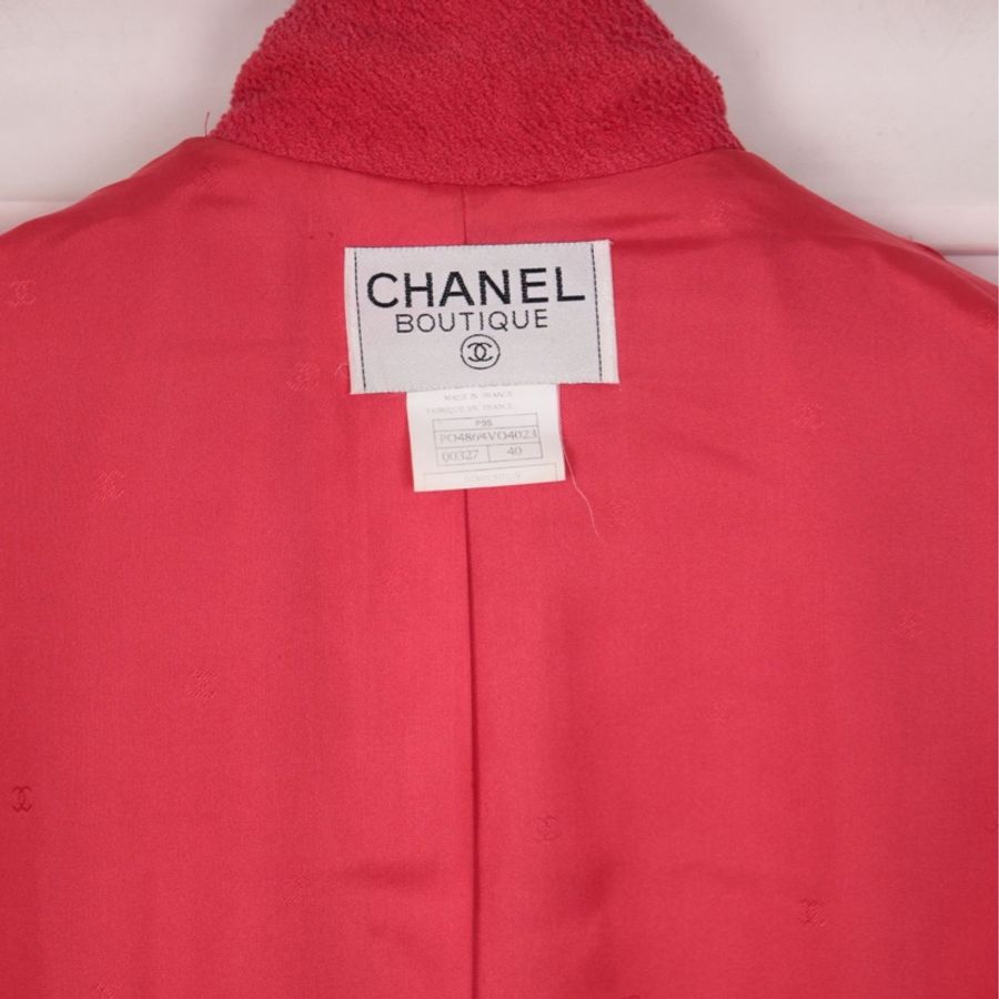 Chanel 95年芭比系列秀款玫红色亮面滚边四口袋拉链上衣外套-13