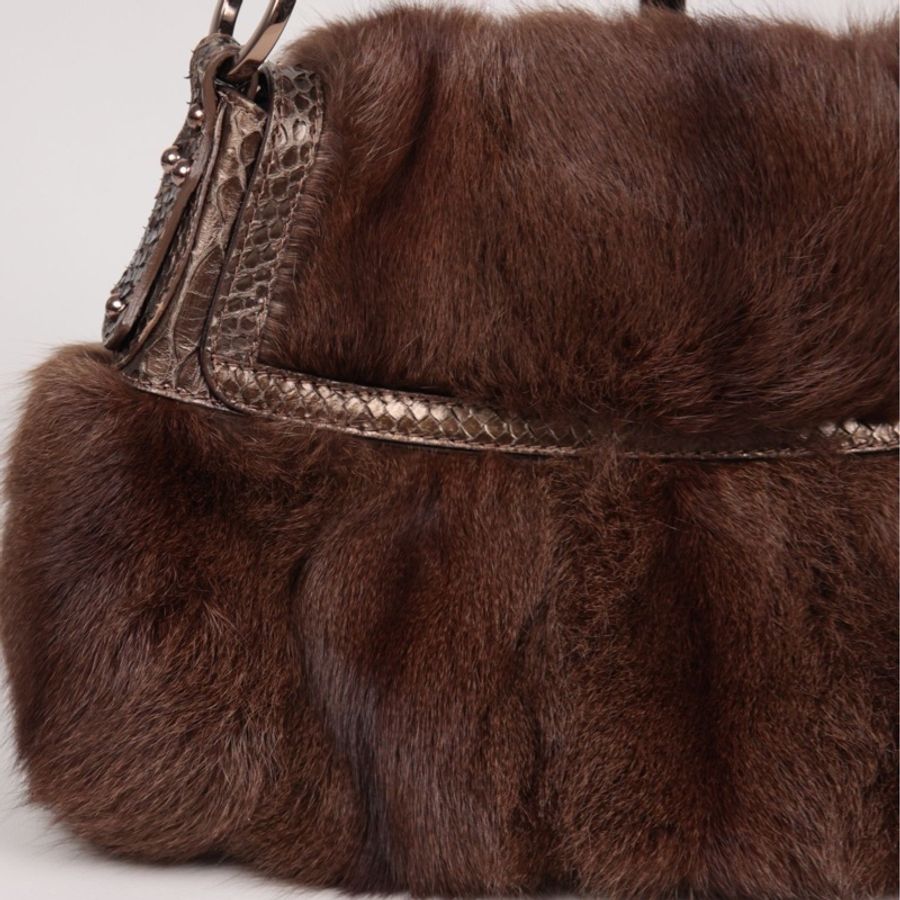 Fendi 棕色皮草拼接蛇皮法棍包腋下包单肩包-6