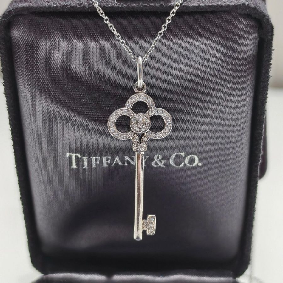 Tiffany 18k白金鑲鑽皇冠鑰匙項鍊-3