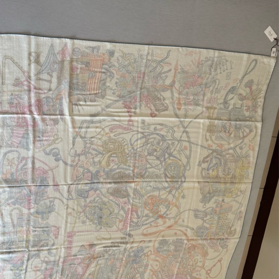 Le Monde d'Hermès 140披肩-7