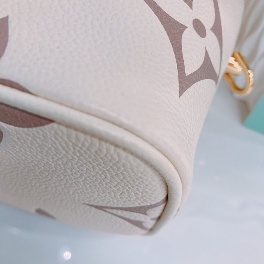 MS0769	Louis Vuitton 路易威登小號化妝盒子肩帶包包 Vanity PM 19cm Monogram Empreinte Creme-6