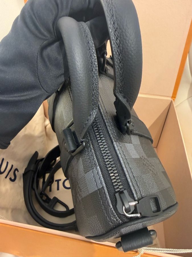 極新LV黑灰棋盤格Keepall Bandoulière 25波士頓手提斜背包M14919-2