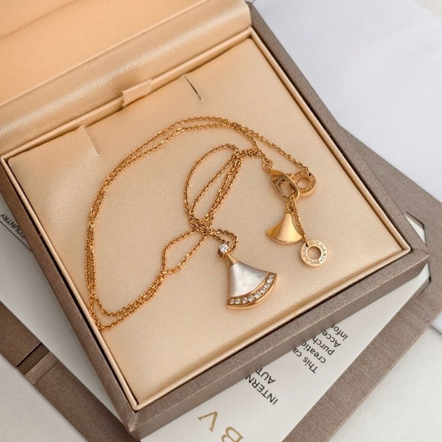 BVLGARI 號玫瑰金白貝母邊鑽扇子項鍊-2