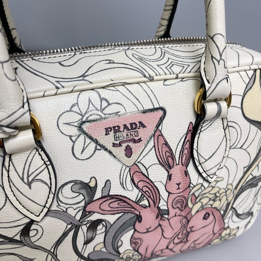 Prada普拉達 98新 米白色全皮限量兔子印花枕頭包-6
