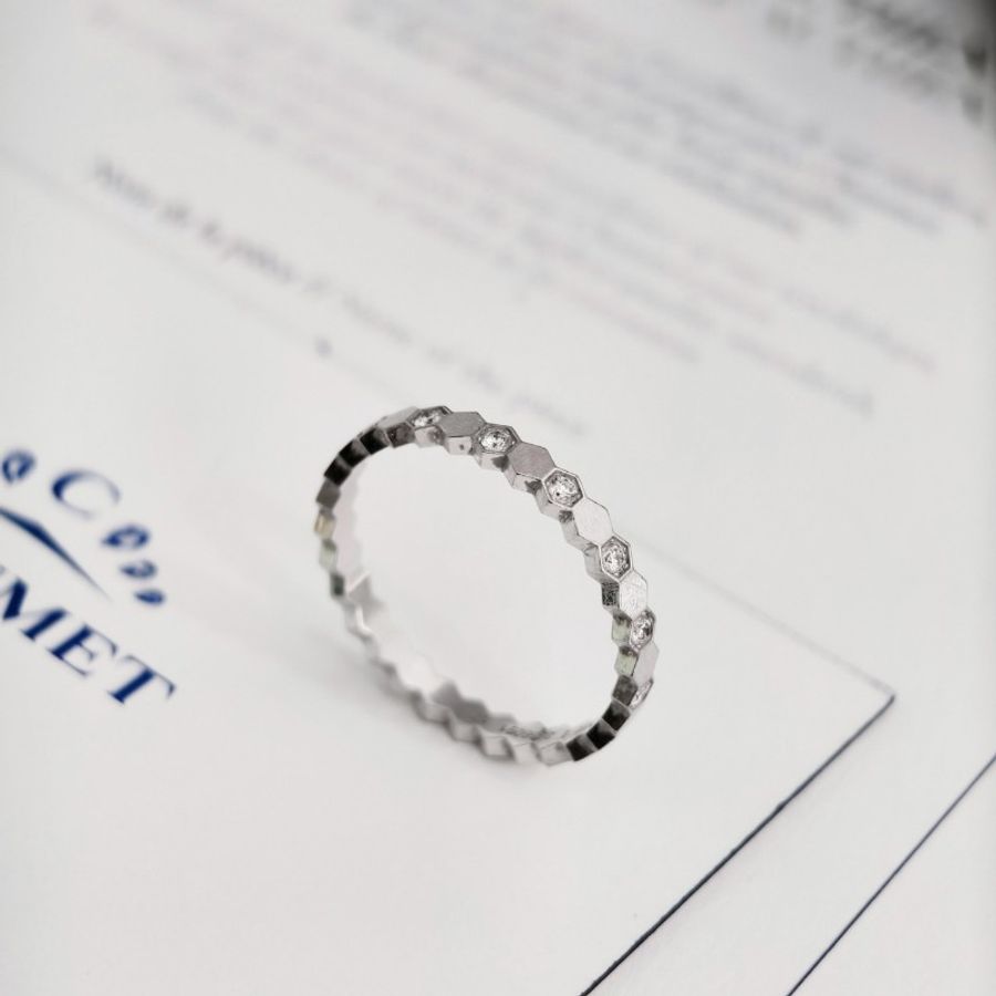Chaumet/尚美 BEE MY LOVE白金半鑽蜂巢戒指57碼-2