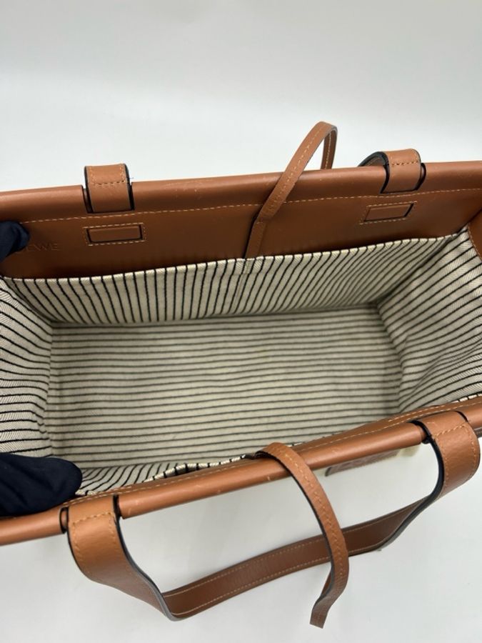 羅意威/LOEWE Cushion Tote帆布托特包 淡燕麥色 磁扣開合 帆布拼牛皮靠墊 手提單肩-4