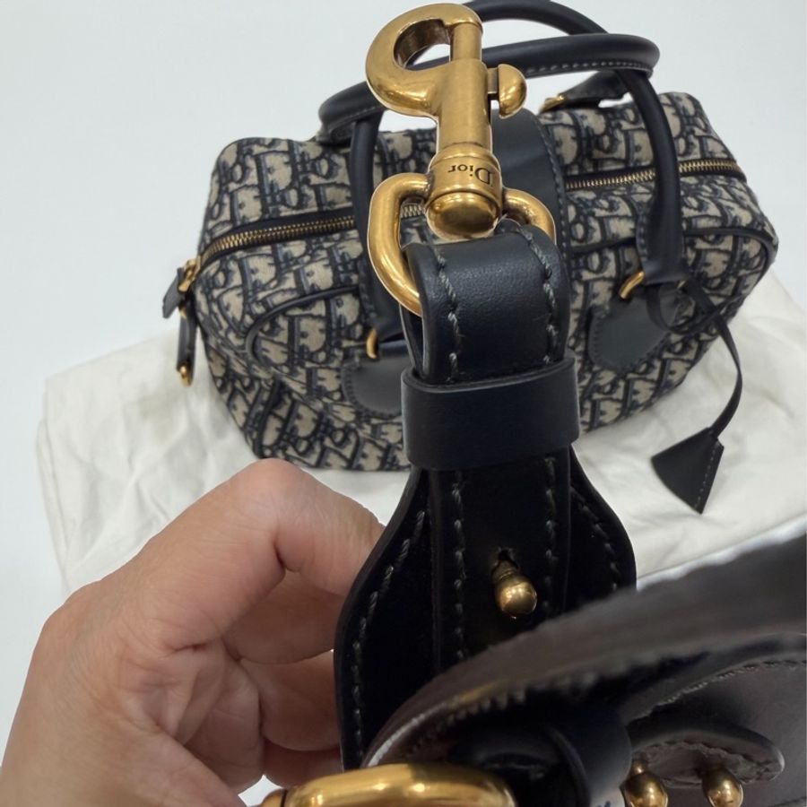 《仙闆名牌精品》Dior 迪奥 老花 bowling bag Oblique 波士頓 保齡包 手提包 斜背包 側背包-16
