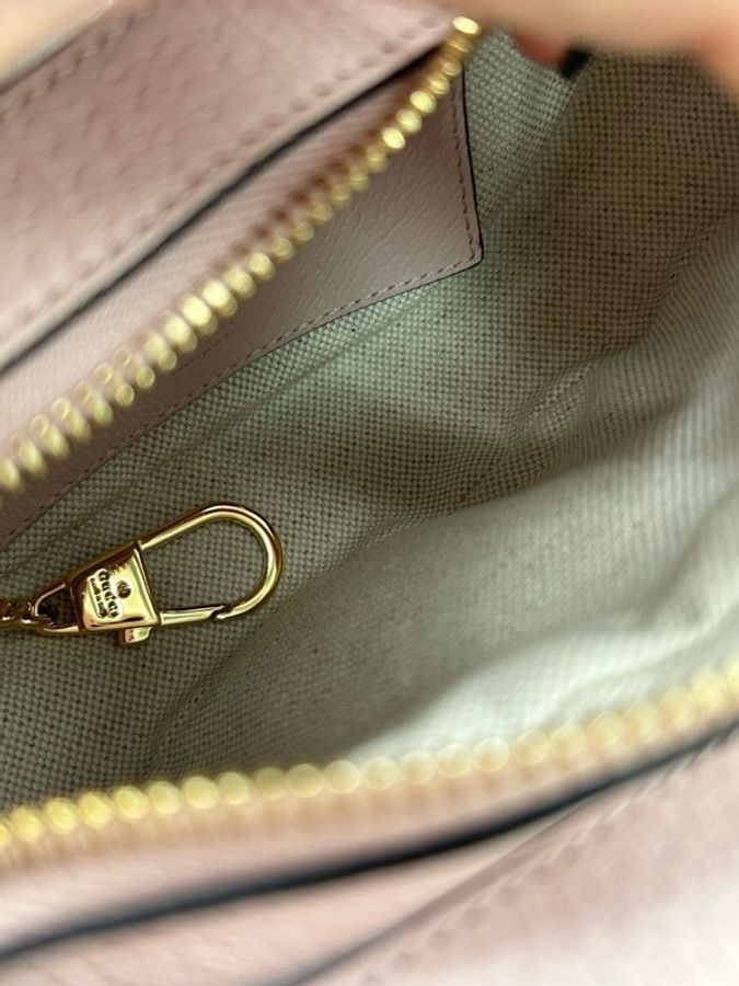 GUCCI古馳 Ophidia 雙G腋下手拿包。-5
