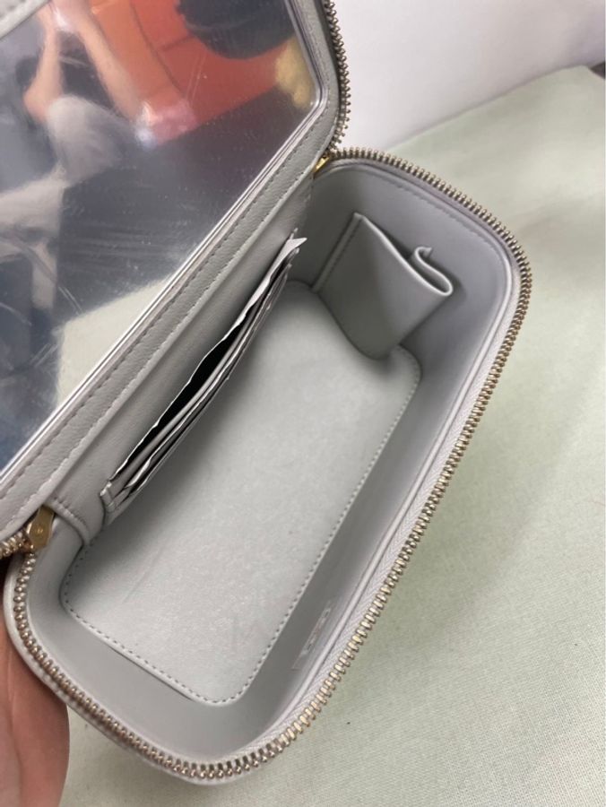Chanel Vanity Case-4