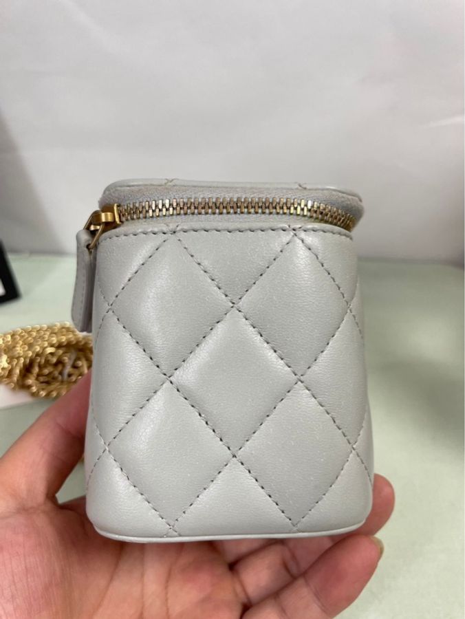 Chanel Vanity Case-5