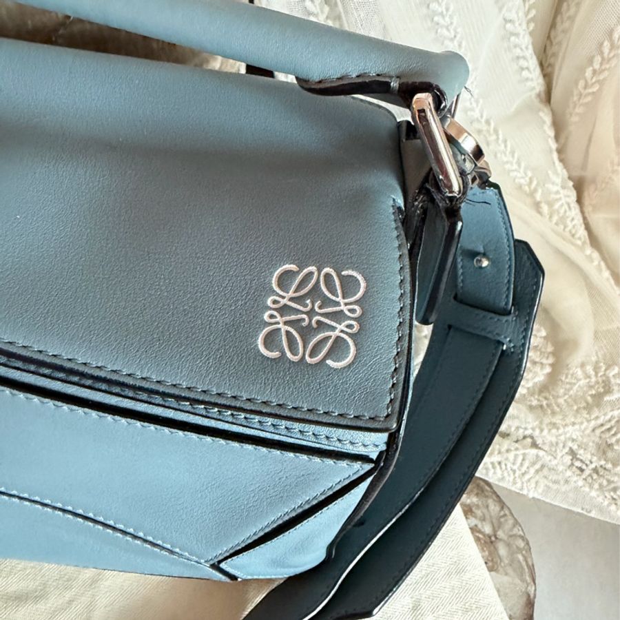 羅意威 霧霾藍 幾何包 小號。loewe puzzle bag small size blue 斜挎包 手提包 斜背包-2