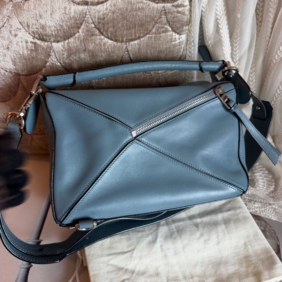 羅意威 霧霾藍 幾何包 小號。loewe puzzle bag small size blue 斜挎包 手提包 斜背包-19