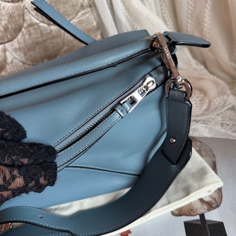 羅意威 霧霾藍 幾何包 小號。loewe puzzle bag small size blue 斜挎包 手提包 斜背包-30