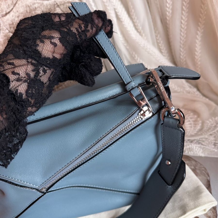 羅意威 霧霾藍 幾何包 小號。loewe puzzle bag small size blue 斜挎包 手提包 斜背包-31