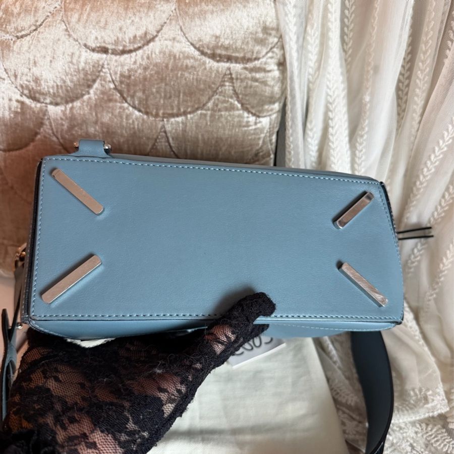 羅意威 霧霾藍 幾何包 小號。loewe puzzle bag small size blue 斜挎包 手提包 斜背包-52