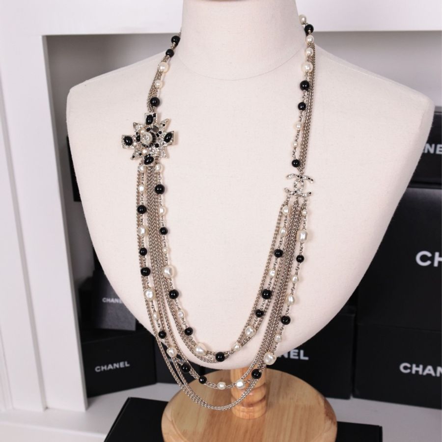 Chanel 11年黑白珍珠琉璃多层长项链毛衣链-6