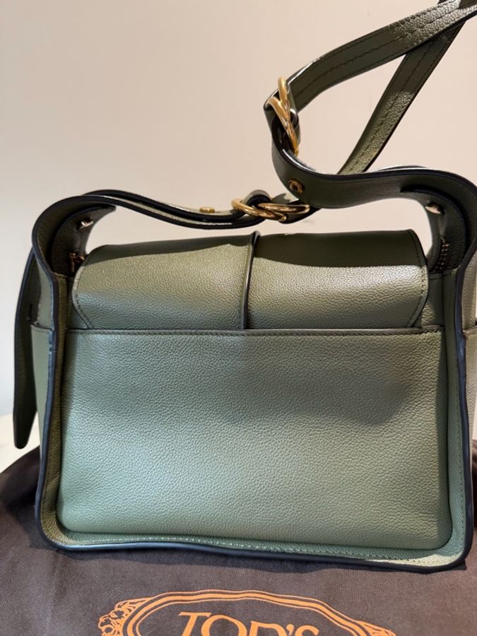 Tod’s T Timeless 真皮肩背包｜鼠尾草綠｜近全新｜附件齊全  💚 出售 Tod’s T Timeless 真皮肩背包-11