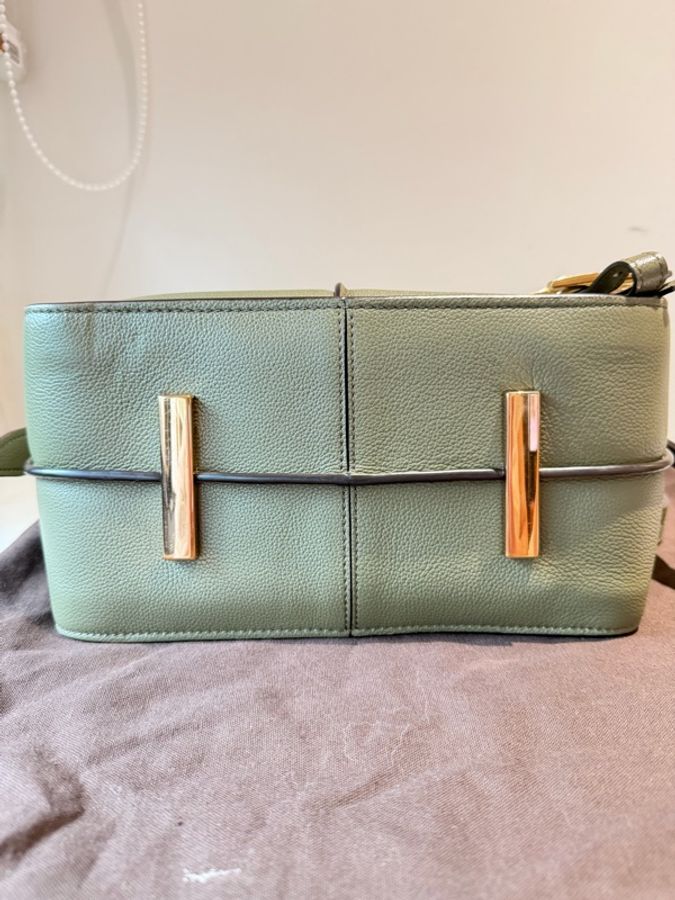 Tod’s T Timeless 真皮肩背包｜鼠尾草綠｜近全新｜附件齊全  💚 出售 Tod’s T Timeless 真皮肩背包-13