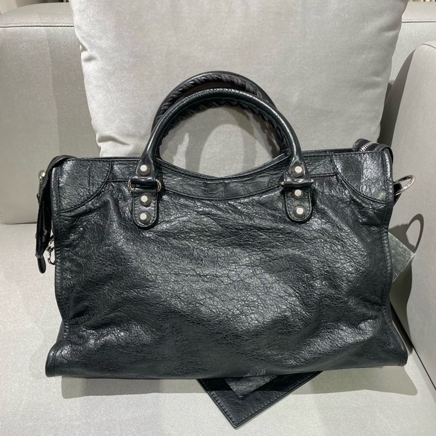 Balenciaga巴黎世家 黑色油蠟皮銀釘黑銀中號機車包手提包斜挎包單肩包-1